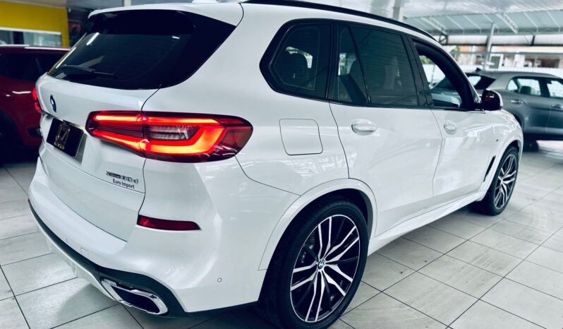 BMW X5 XDRIVE 30D MSPORT 2019 completo