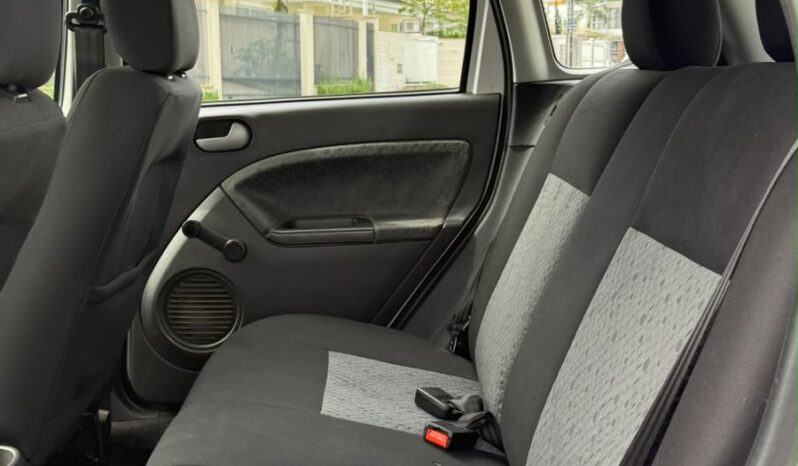 FORD FIESTA 1.6 CLASS 2013 completo