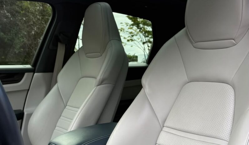 PORSCHE CAYENNE E-HYBRID 3.0 V6 2022 completo