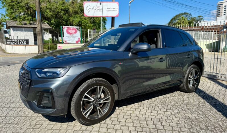 AUDI Q5 PERFORMANCE BLACK HYBRID 2022 completo
