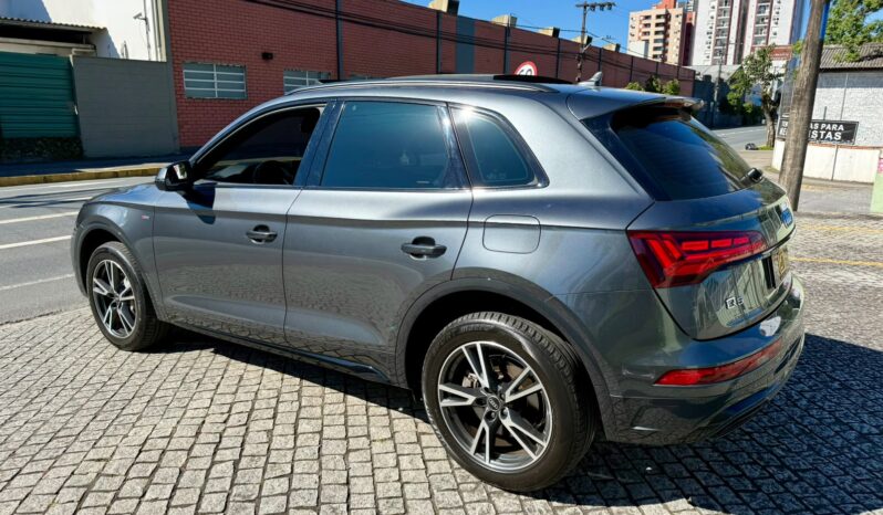 AUDI Q5 PERFORMANCE BLACK HYBRID 2022 completo