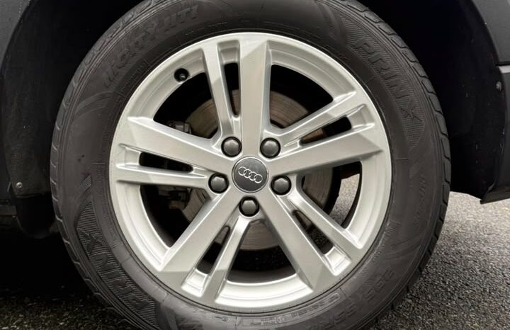 AUDI Q3 PRESTIGE 1.4TSI 2020 completo
