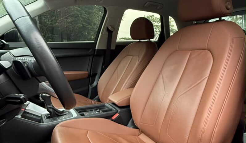 AUDI Q3 PRESTIGE 1.4TSI 2020 completo
