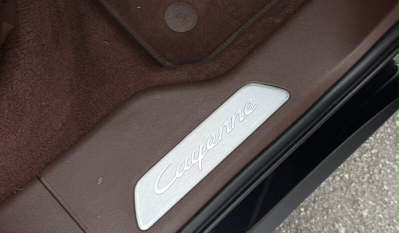 PORSCHE CAYENNE E-HYBRID 3.0 V6 2021 completo