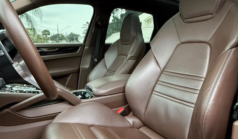 PORSCHE CAYENNE E-HYBRID 3.0 V6 2021 completo